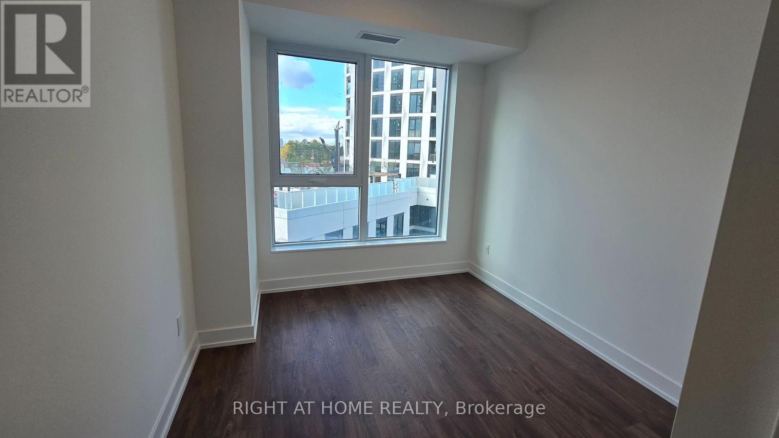 709 - 60 Central Park Road Way, Toronto, Ontario  M9A 0E6 - Photo 22 - W12696502