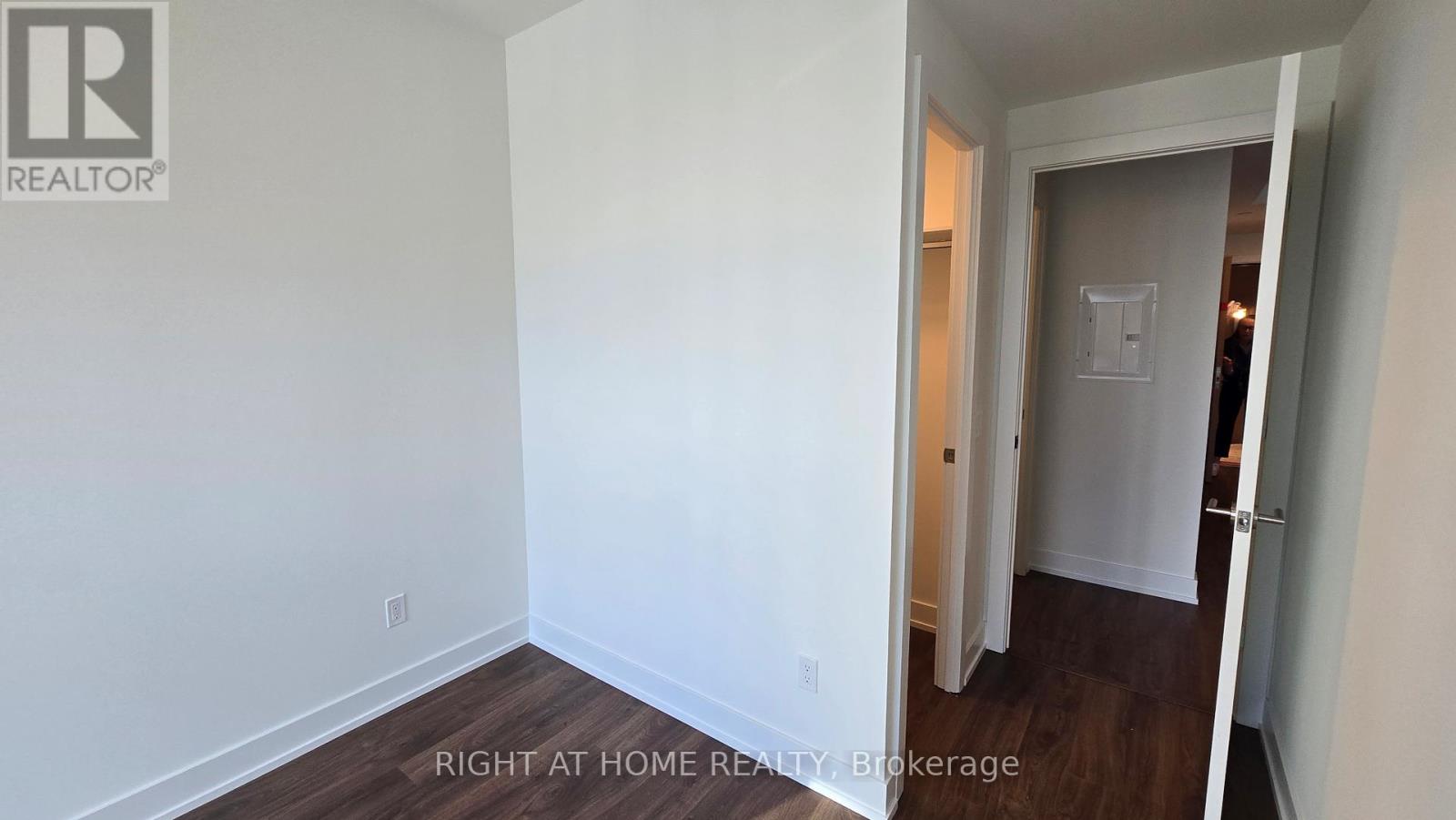 709 - 60 Central Park Road Way, Toronto, Ontario  M9A 0E6 - Photo 25 - W12696502