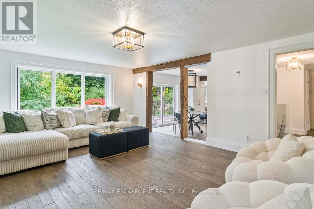 1294 Gatehouse Drive, Mississauga, Ontario  L5H 1A5 - Photo 12 - W12696514