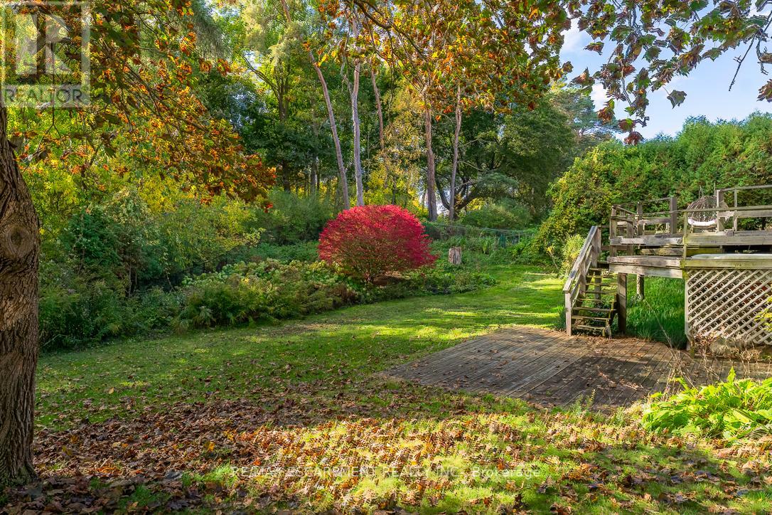 1294 Gatehouse Drive, Mississauga, Ontario  L5H 1A5 - Photo 37 - W12696514