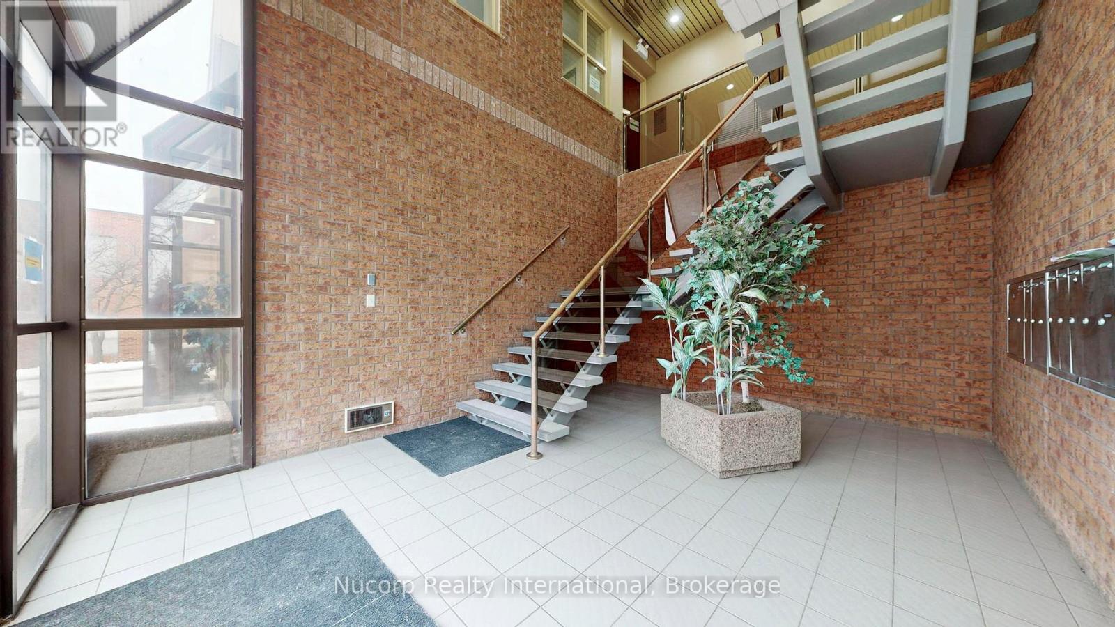 Unit #200c - 141 Brunel Road, Mississauga, Ontario  L4Z 1X3 - Photo 6 - W12696520