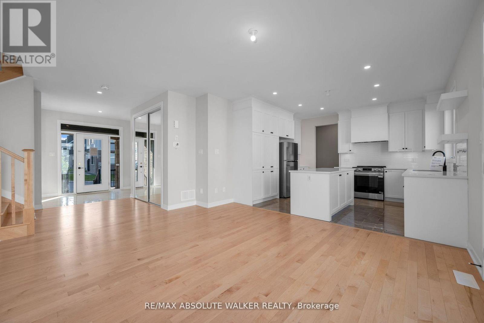 440 Appalachian Circle, Ottawa, Ontario  K2J 6X4 - Photo 8 - X12696690