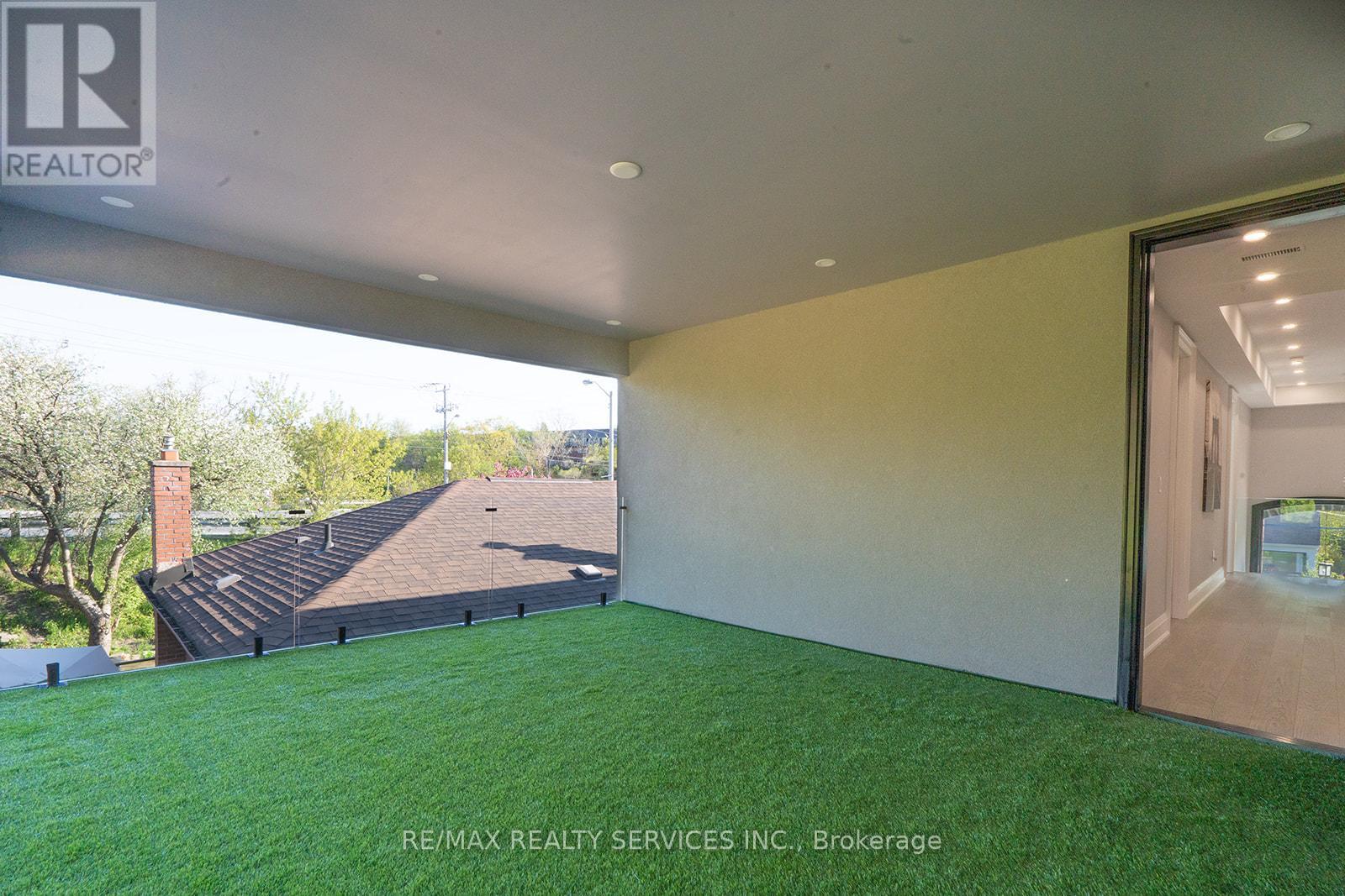 3 Bonnyview Drive, Toronto, Ontario  M8Y 3G5 - Photo 45 - W12696540