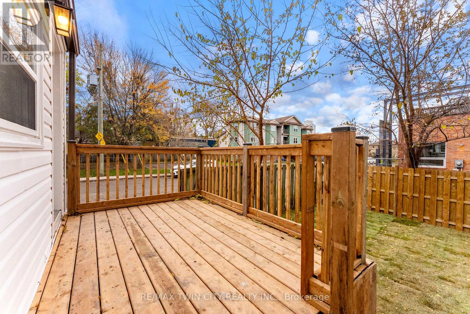 581 John Street N, Hamilton, Ontario  L8L 4S2 - Photo 23 - X12695814