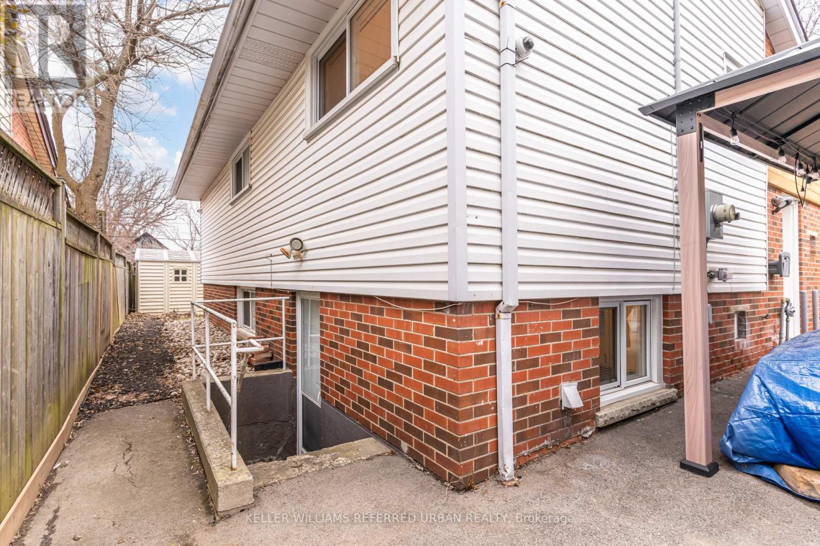 237 Hoover Crescent, Hamilton, Ontario  L9A 3H5 - Photo 37 - X12696386