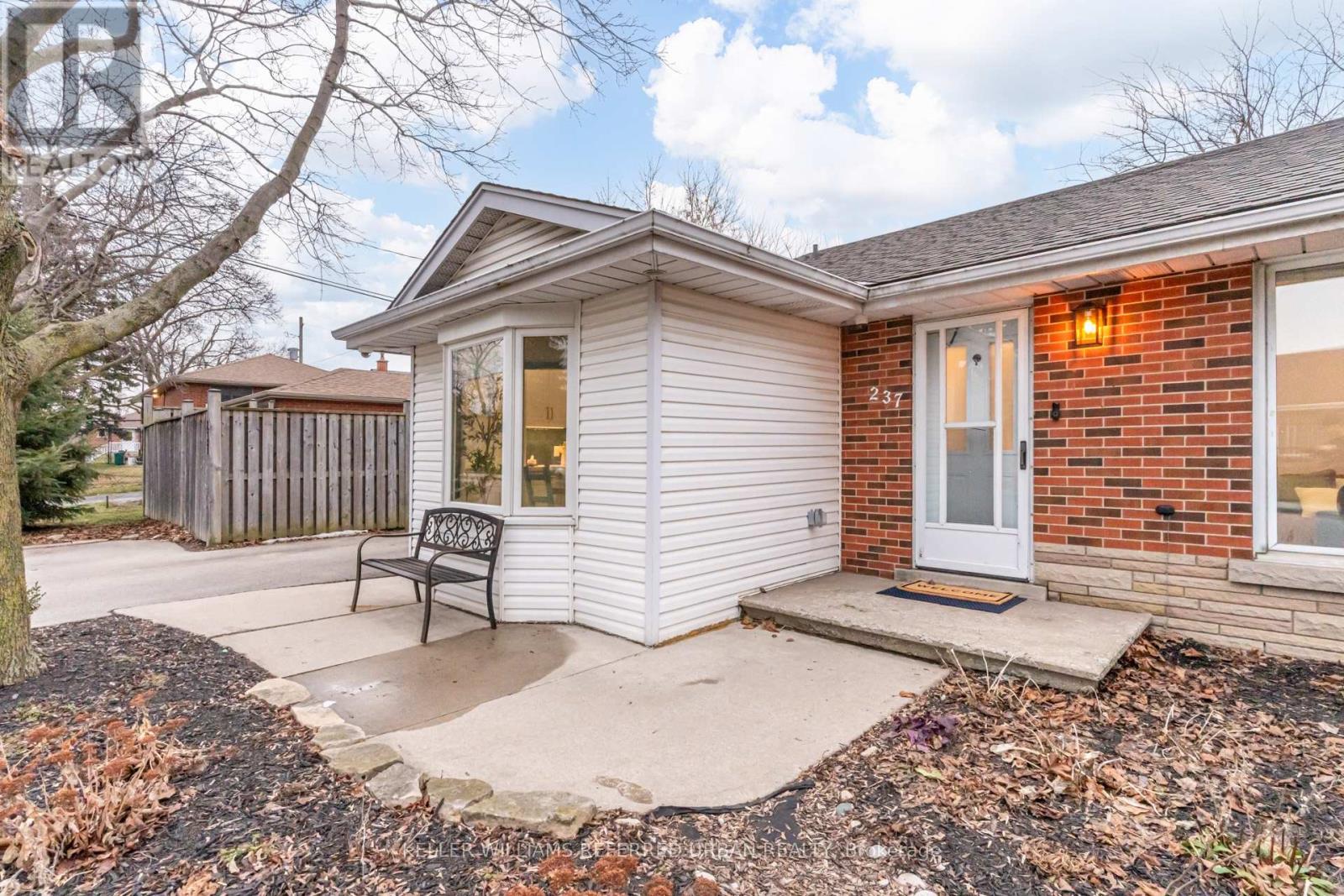 237 Hoover Crescent, Hamilton, Ontario  L9A 3H5 - Photo 43 - X12696386