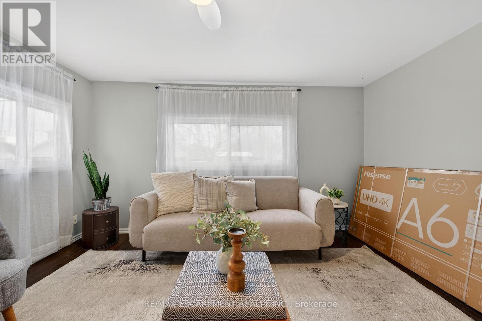 3824 Roxborough Avenue, Fort Erie, Ontario  L0S 1B0 - Photo 14 - X12696400