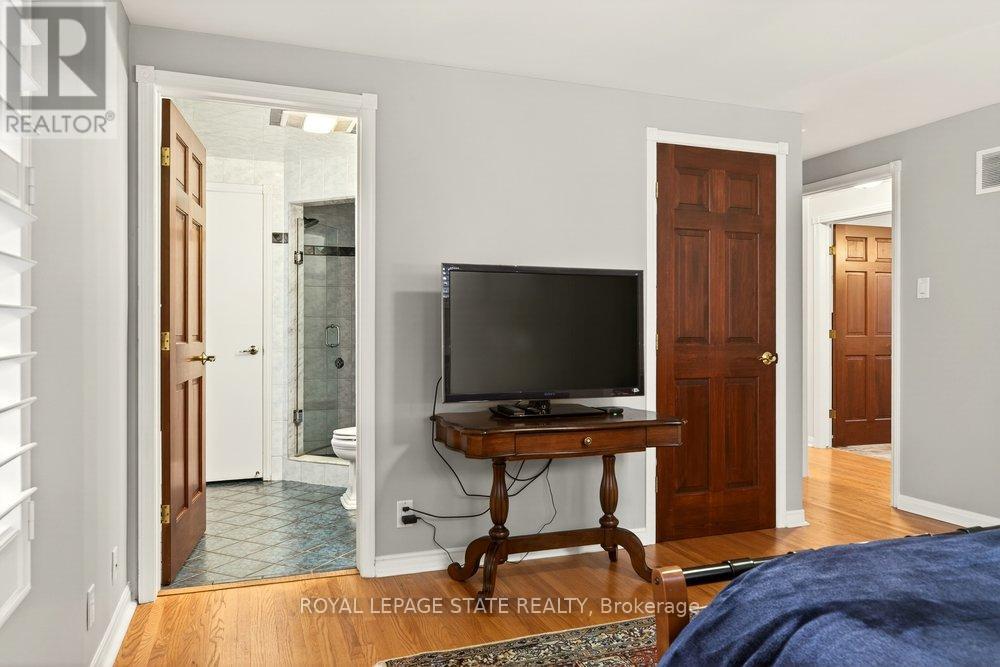 29 Woodside Drive, Hamilton, Ontario  L8T 1C4 - Photo 25 - X12696432