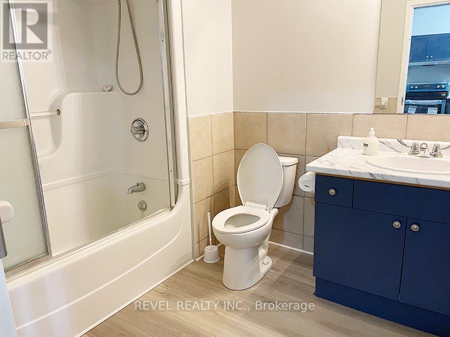 407 - 150 Colborne Street, Brantford, Ontario  N3R 7J4 - Photo 10 - X12696500