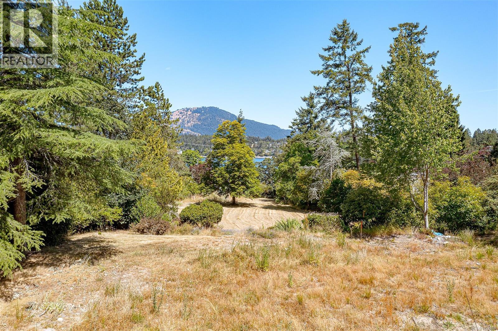 10915 Deep Cove Rd, North Saanich, British Columbia  V8L 5P9 - Photo 16 - 1023269