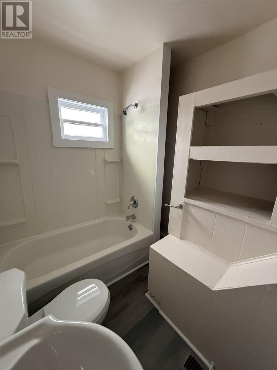 180 Glasgow Ave, Sault Ste. Marie, Ontario  P6C 5G1 - Photo 12 - SM260099