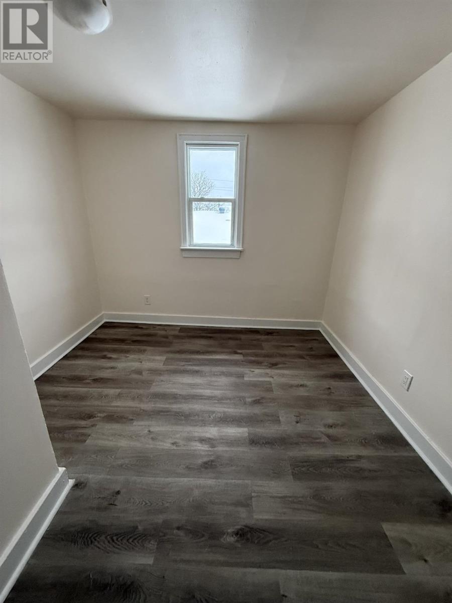 180 Glasgow Ave, Sault Ste. Marie, Ontario  P6C 5G1 - Photo 14 - SM260099