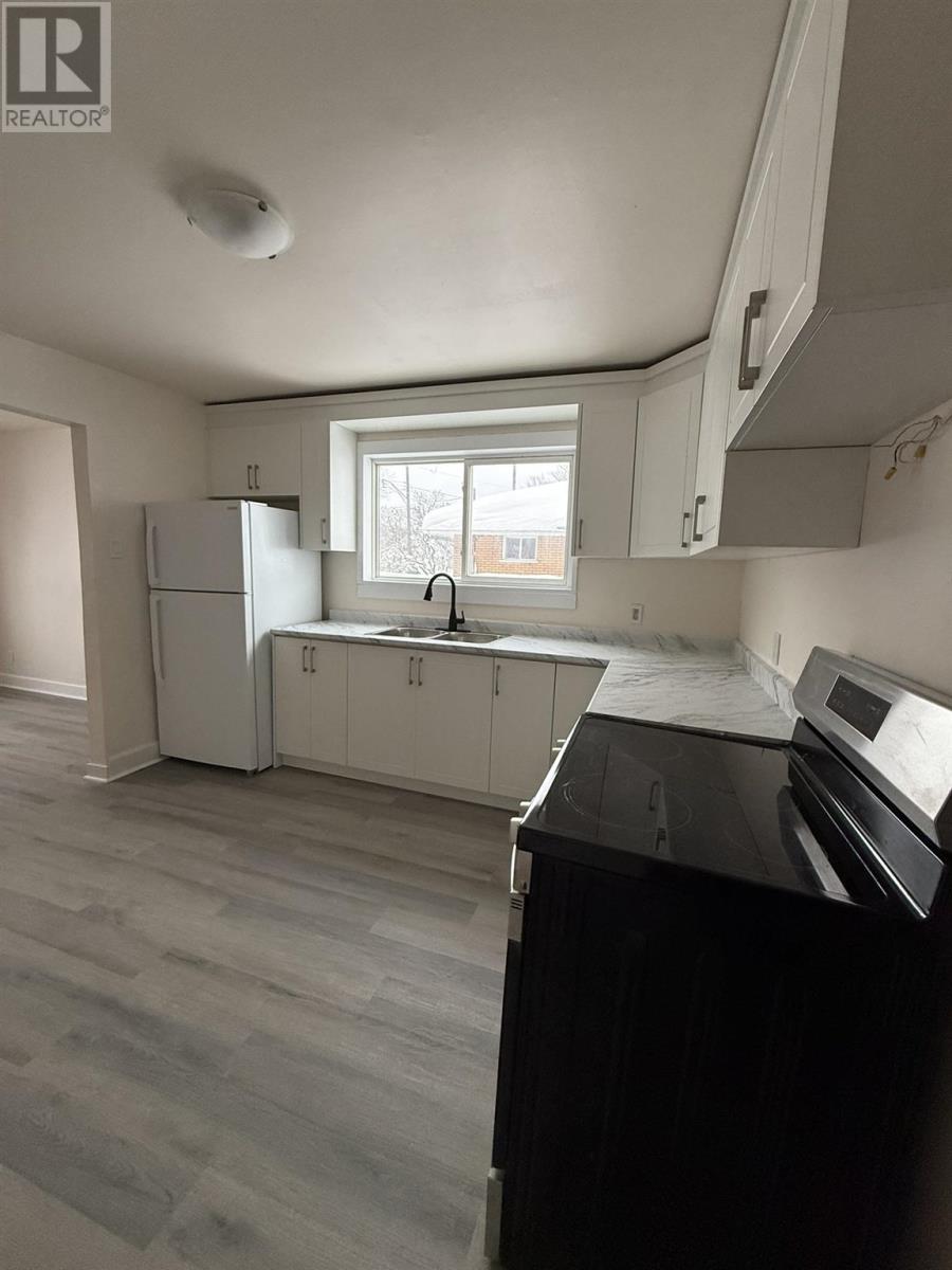 180 Glasgow Ave, Sault Ste. Marie, Ontario  P6C 5G1 - Photo 6 - SM260099