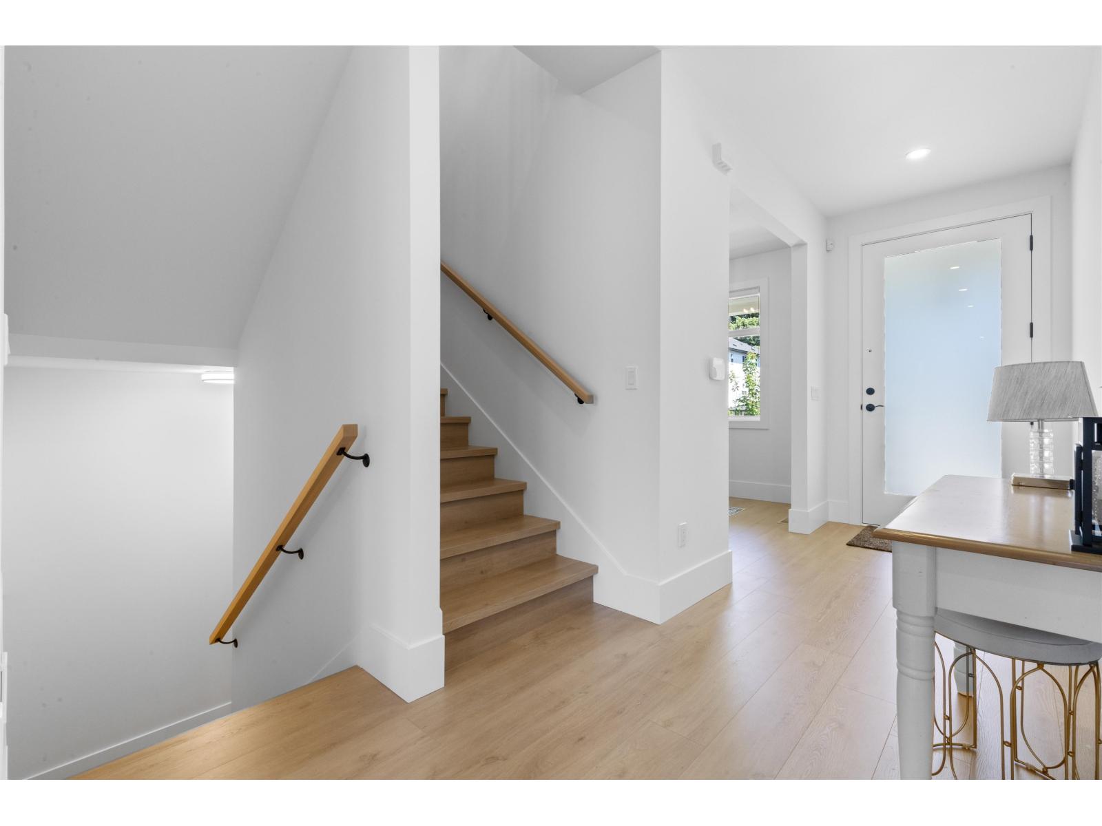 7147 Elwood Drive, Sardis West Vedder, Chilliwack, British Columbia  V2R 1G8 - Photo 10 - R3079446