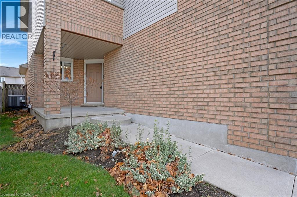 32 Lilywood Drive, Cambridge, Ontario  N1P 1G9 - Photo 2 - 40796790