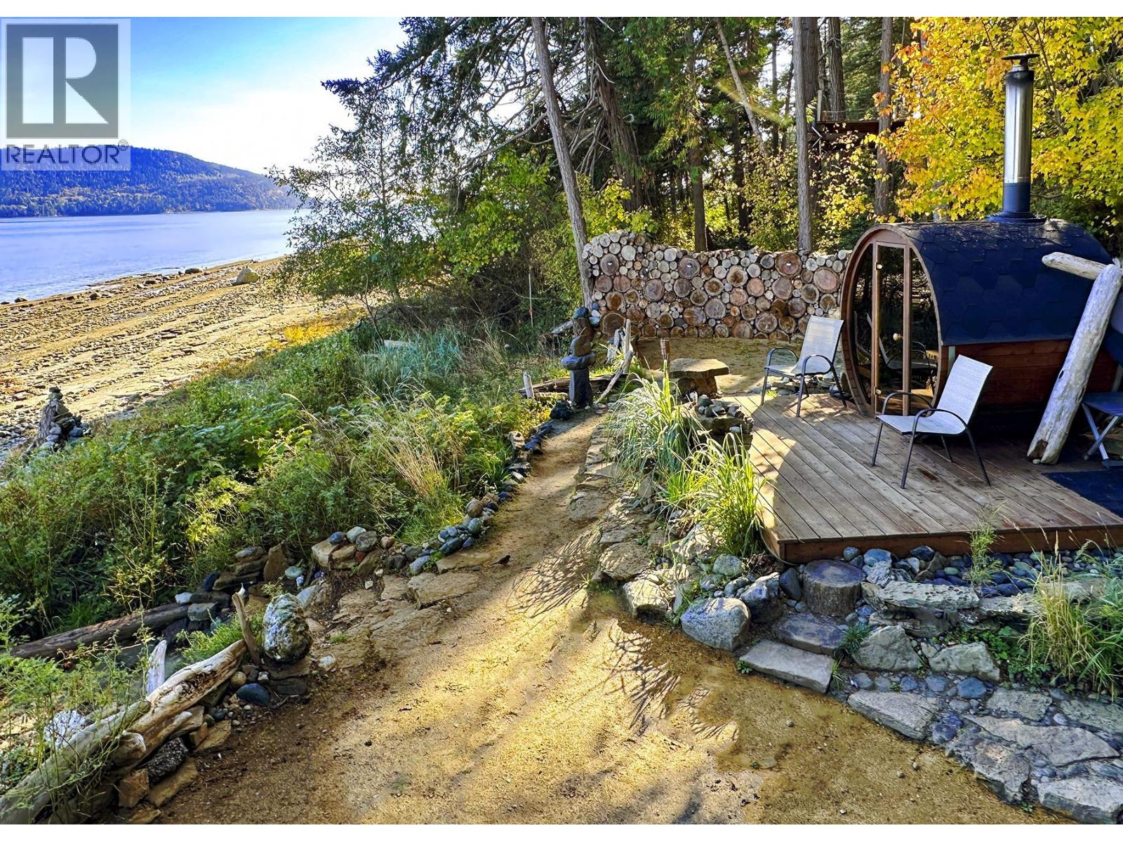 1901 East Road, Other Islands, British Columbia  V0R 1T0 - Photo 14 - R3079357