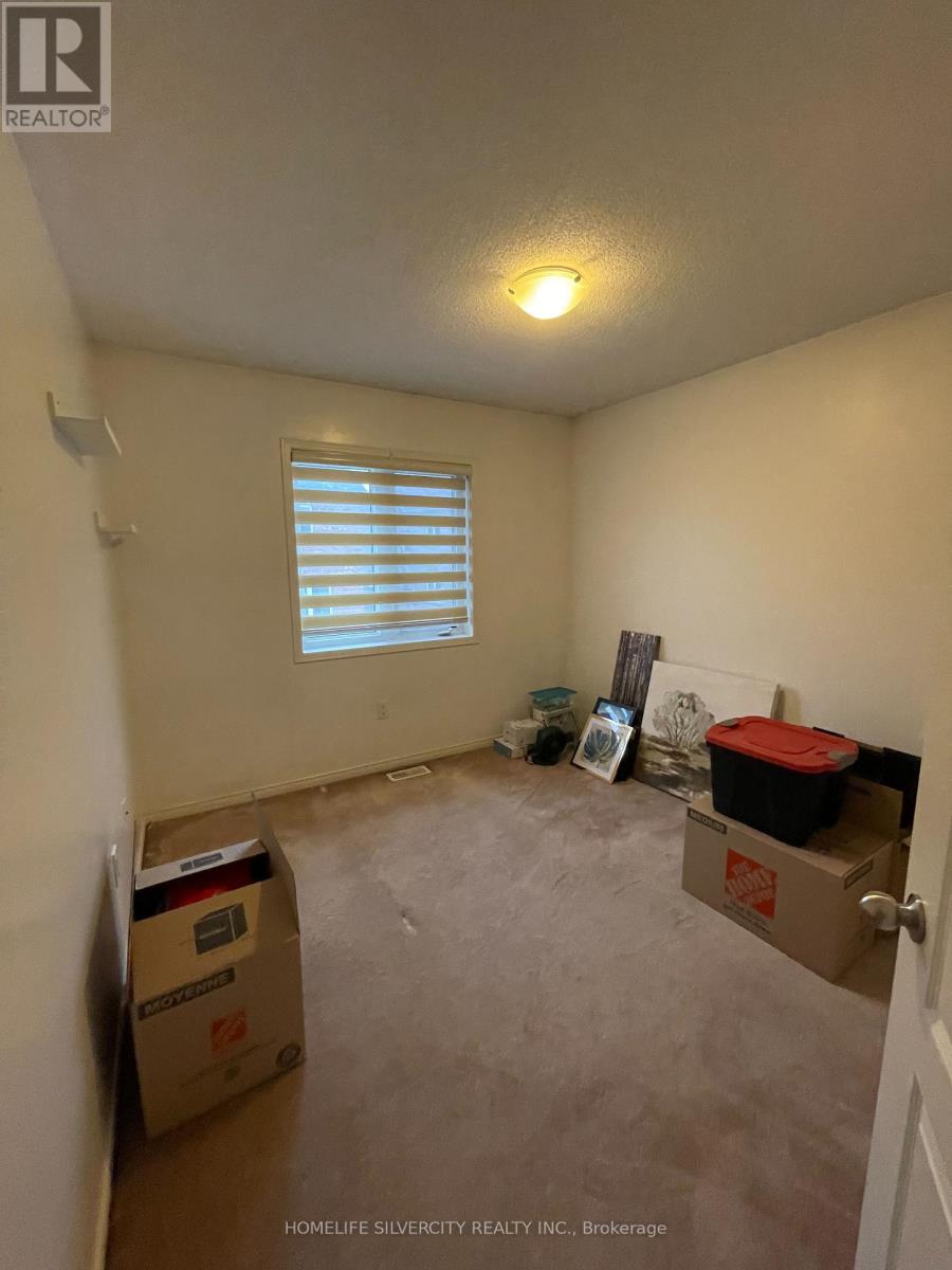 34 Sussexvale Drive, Brampton, Ontario  L6R 3R5 - Photo 9 - W12680536