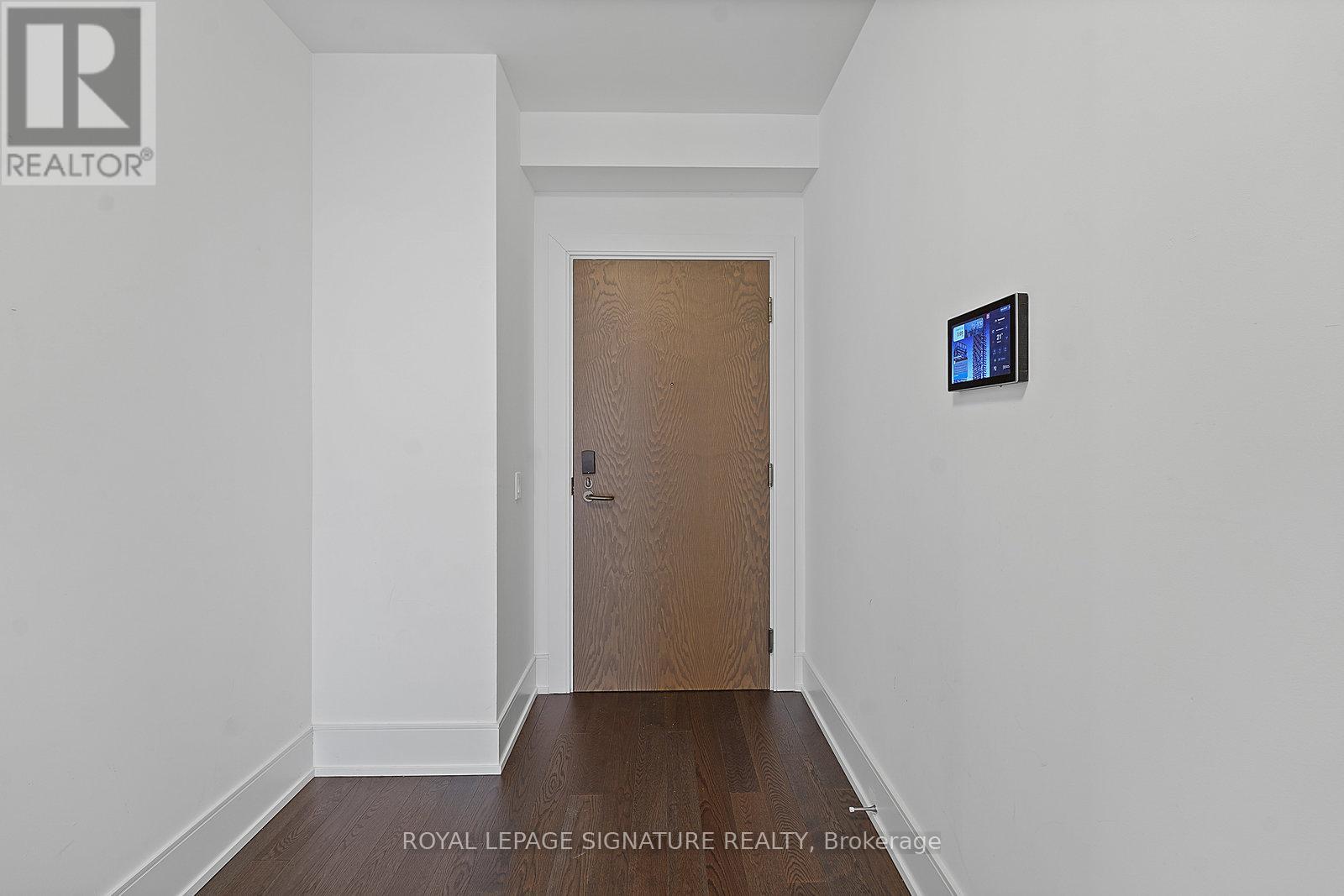 2507 - 30 Inn On The Park Drive, Toronto, Ontario  M3C 0P8 - Photo 34 - C12695754