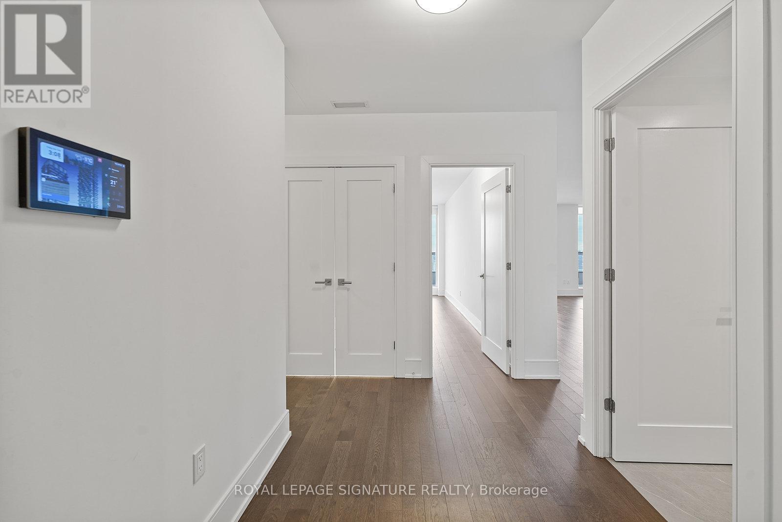 2507 - 30 Inn On The Park Drive, Toronto, Ontario  M3C 0P8 - Photo 33 - C12695754