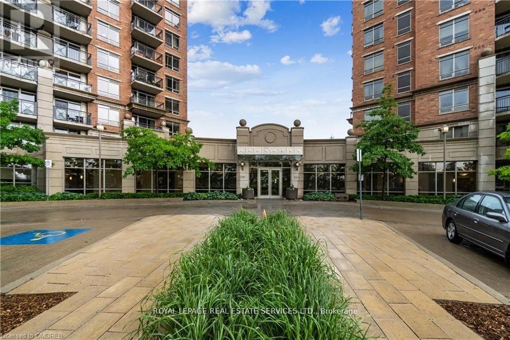 1206 - 2379 Central Park Drive, Oakville, Ontario L6H 0E3 - Photo 3 - W12595124