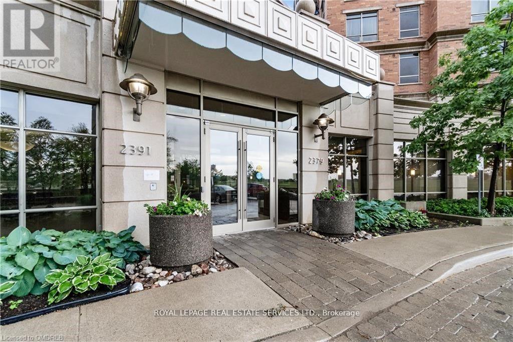 1206 - 2379 Central Park Drive, Oakville, Ontario L6H 0E3 - Photo 4 - W12595124