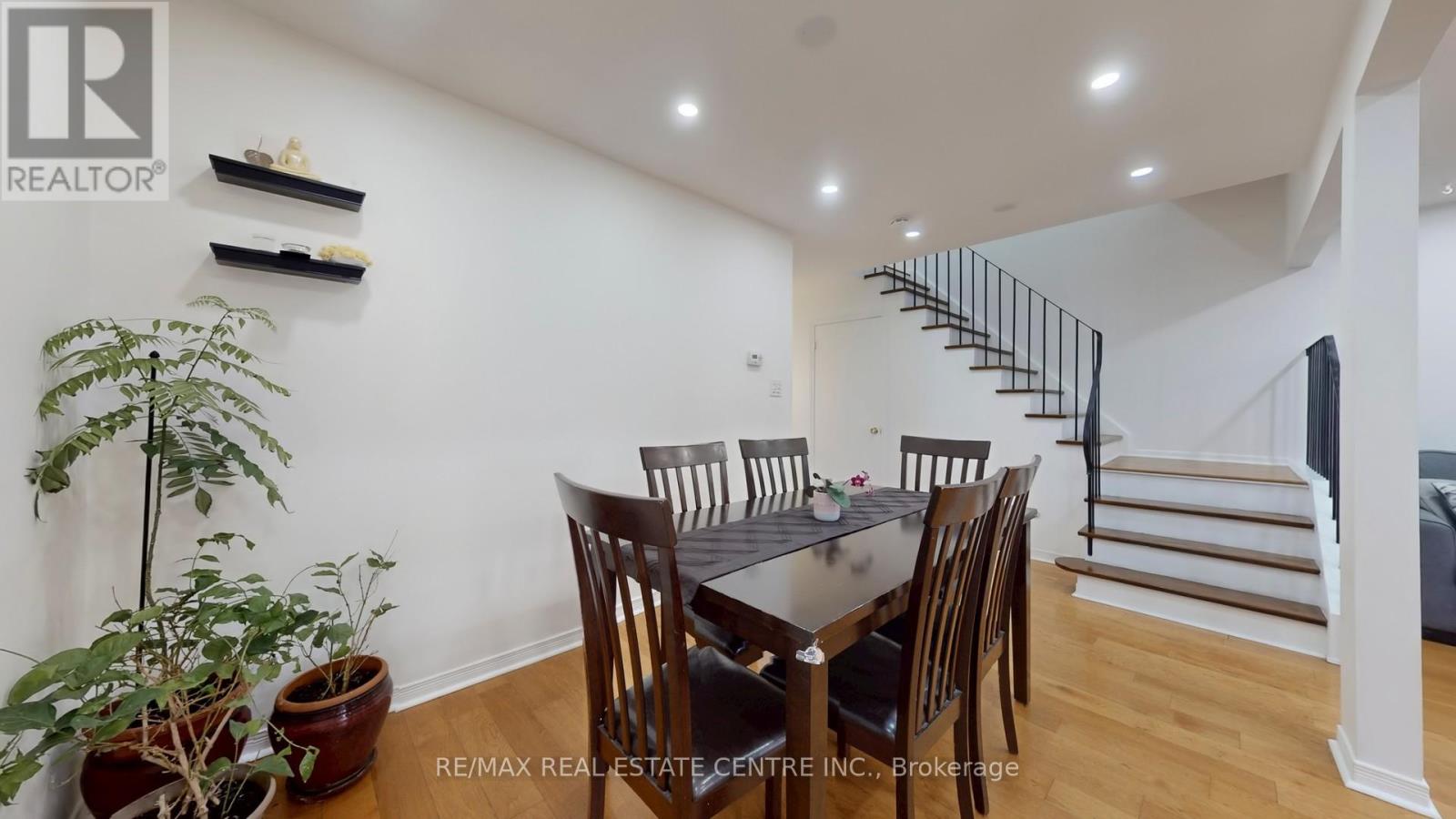 355 Ontario Street N, Milton, Ontario  L9T 3J3 - Photo 9 - W12695740