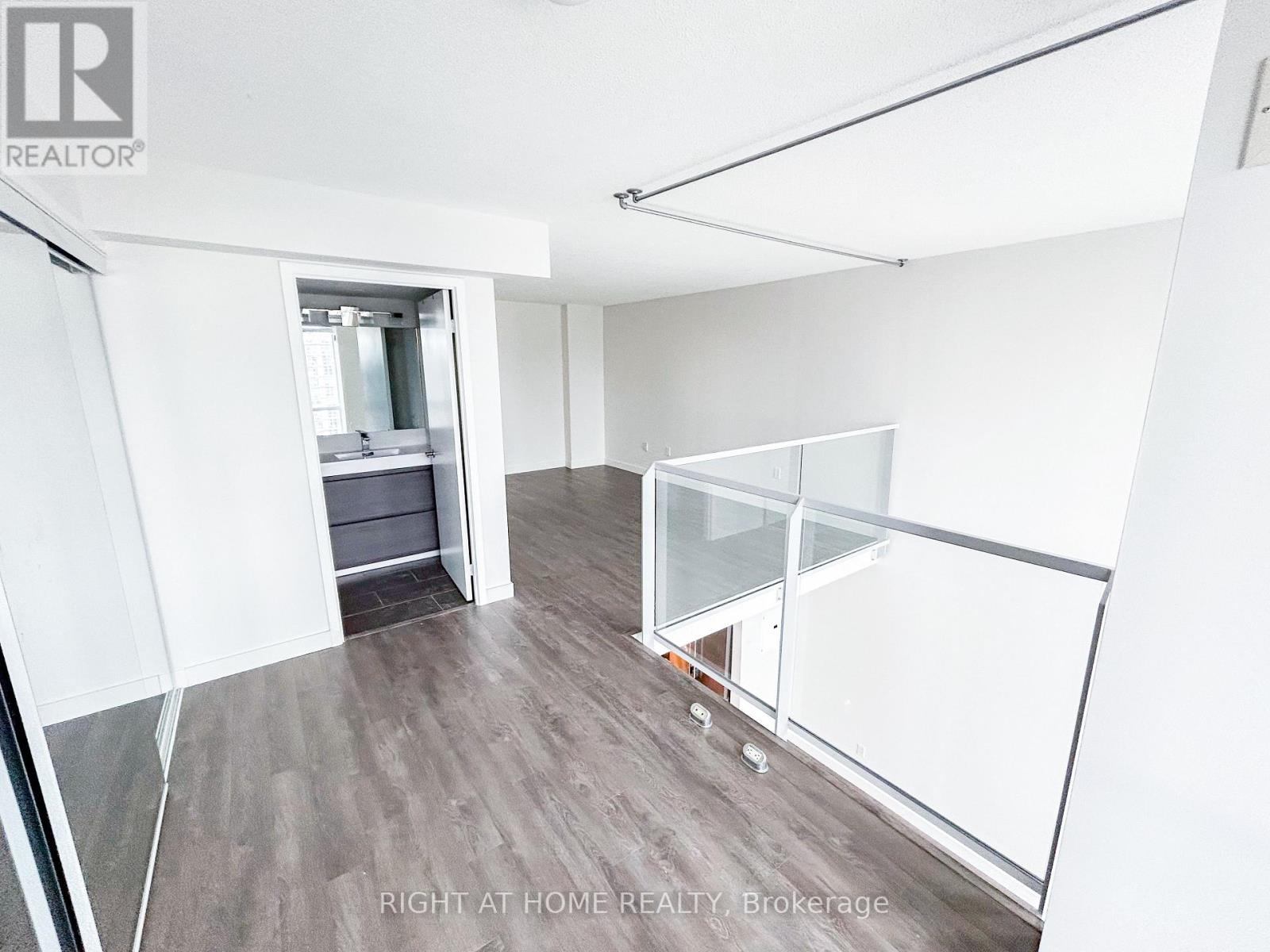 3208 - 15 Fort York Boulevard, Toronto, Ontario  M5V 3Y4 - Photo 17 - C12696618