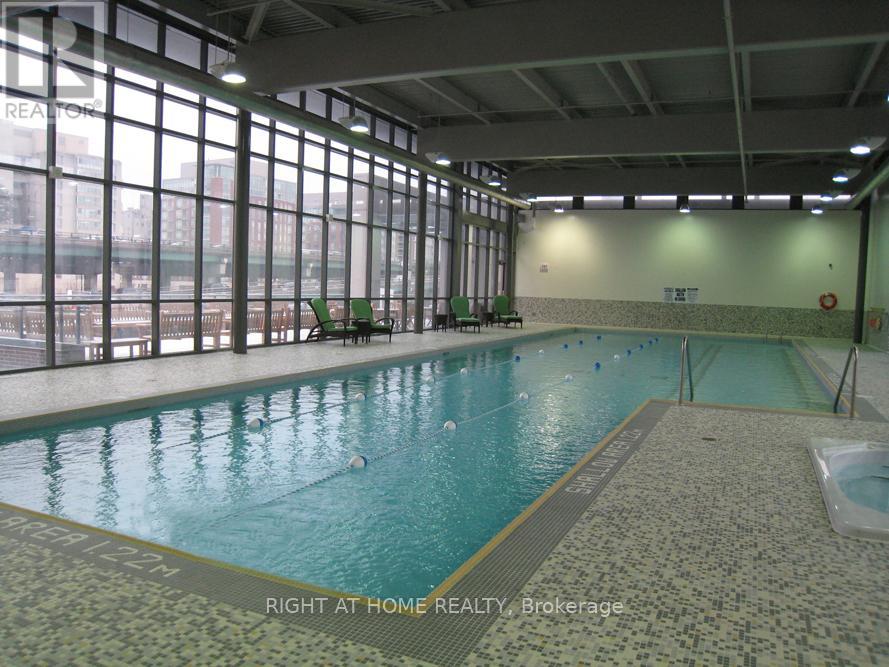 3208 - 15 Fort York Boulevard, Toronto, Ontario  M5V 3Y4 - Photo 22 - C12696618