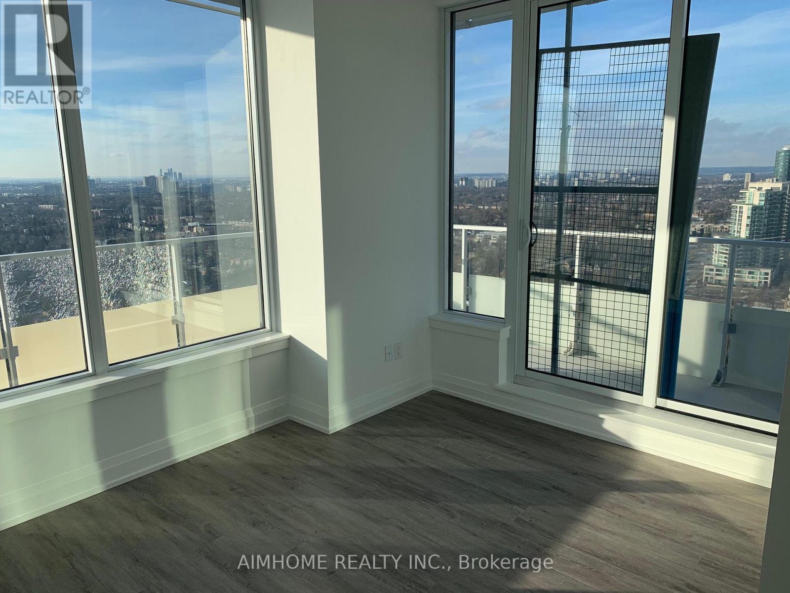 Ph306 - 75 Canterbury Place, Toronto, Ontario  M2N 2N1 - Photo 4 - C12696622