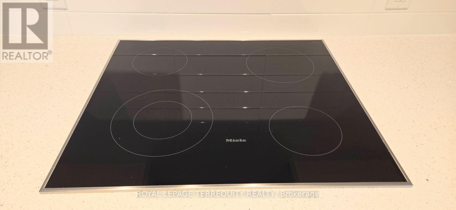 2415 - 1 Quarrington Lane, Toronto, Ontario  M3C 0S4 - Photo 14 - C12696642