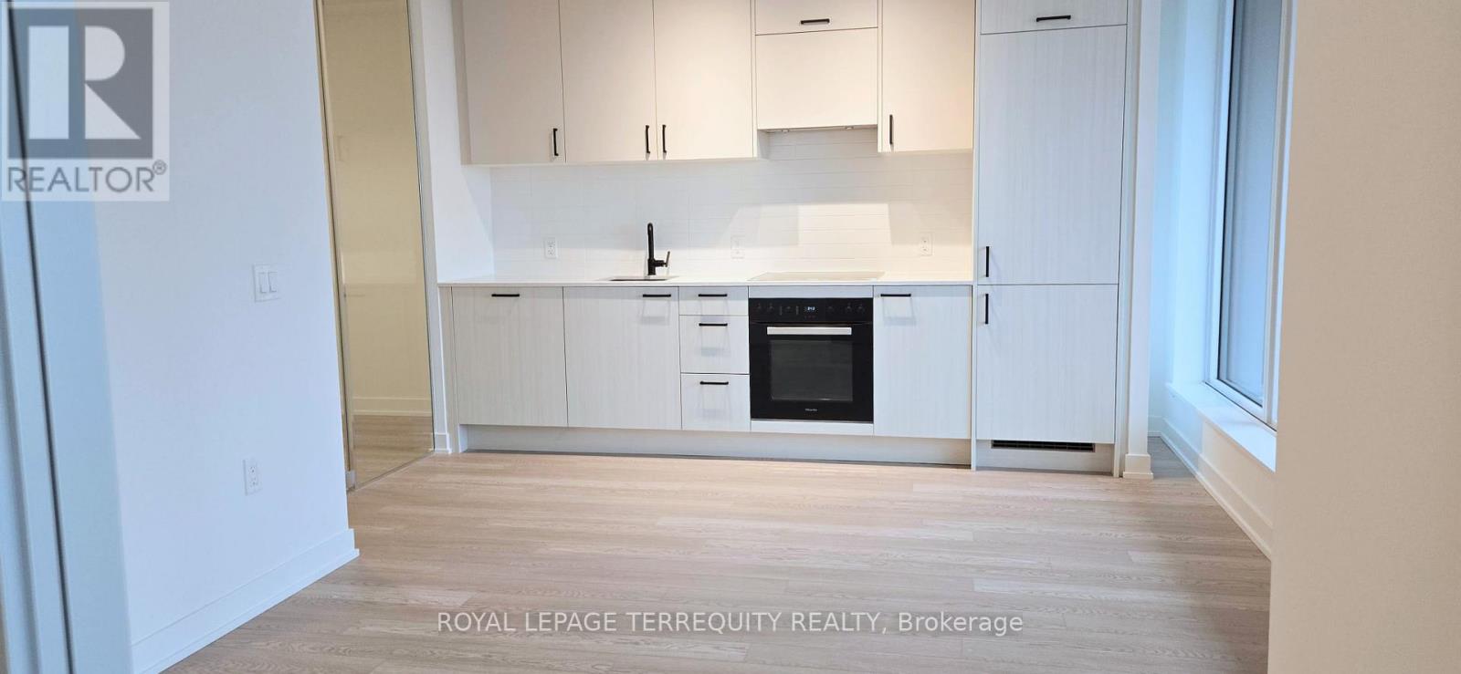 2415 - 1 Quarrington Lane, Toronto, Ontario  M3C 0S4 - Photo 20 - C12696642