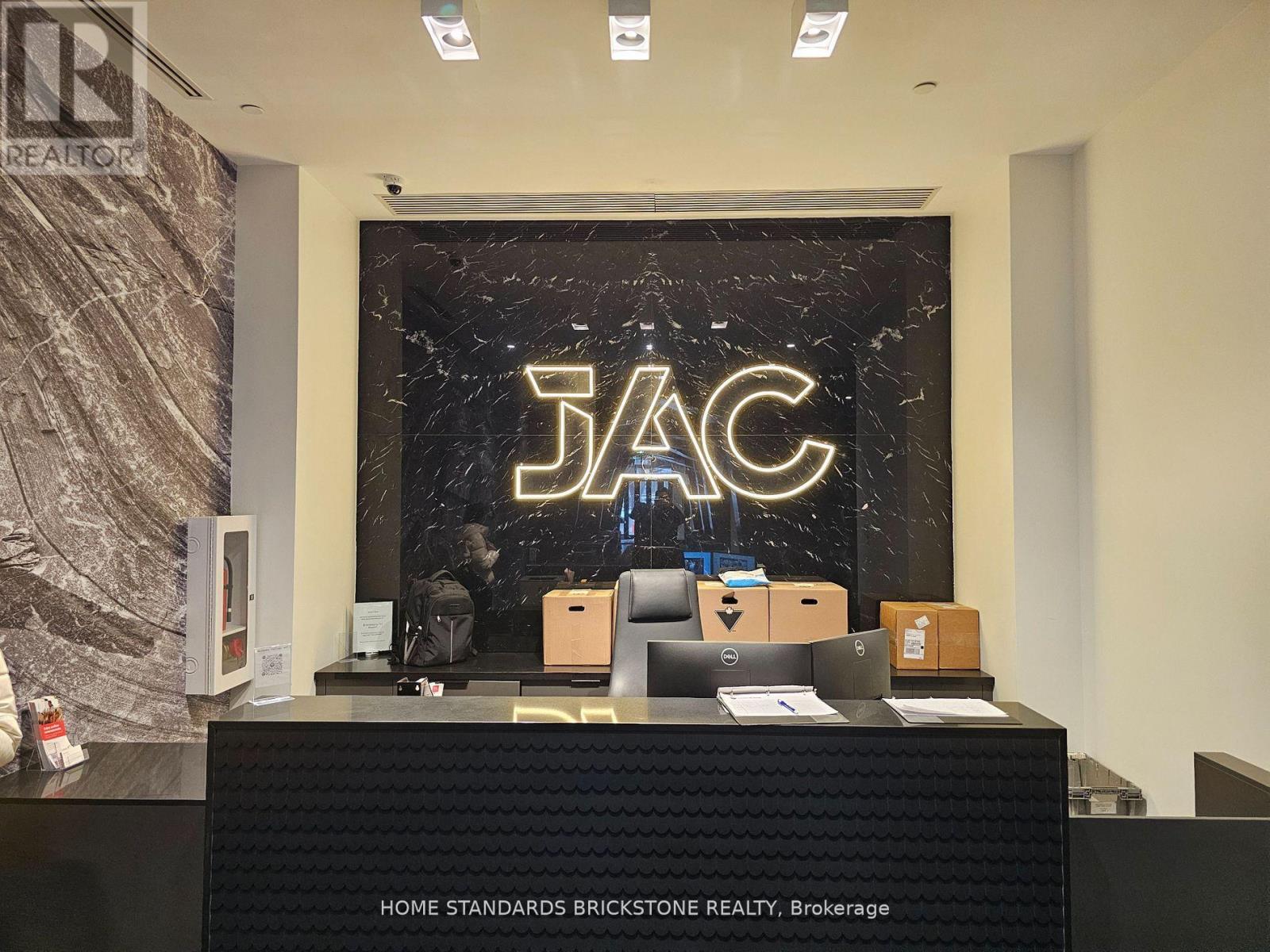 2202 - 308 Jarvis Street, Toronto, Ontario  M5B 0E3 - Photo 4 - C12696672