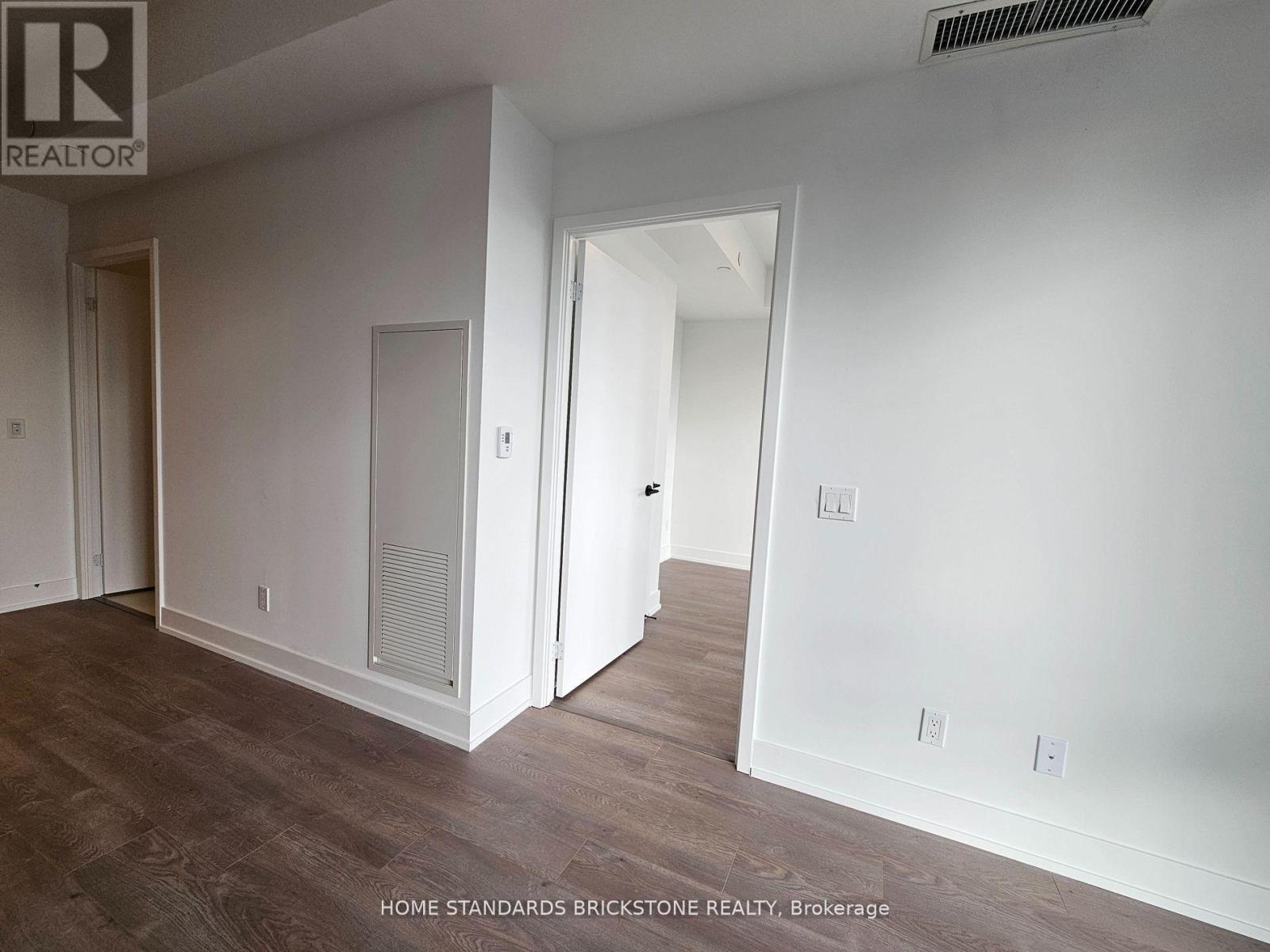 2202 - 308 Jarvis Street, Toronto, Ontario  M5B 0E3 - Photo 8 - C12696672