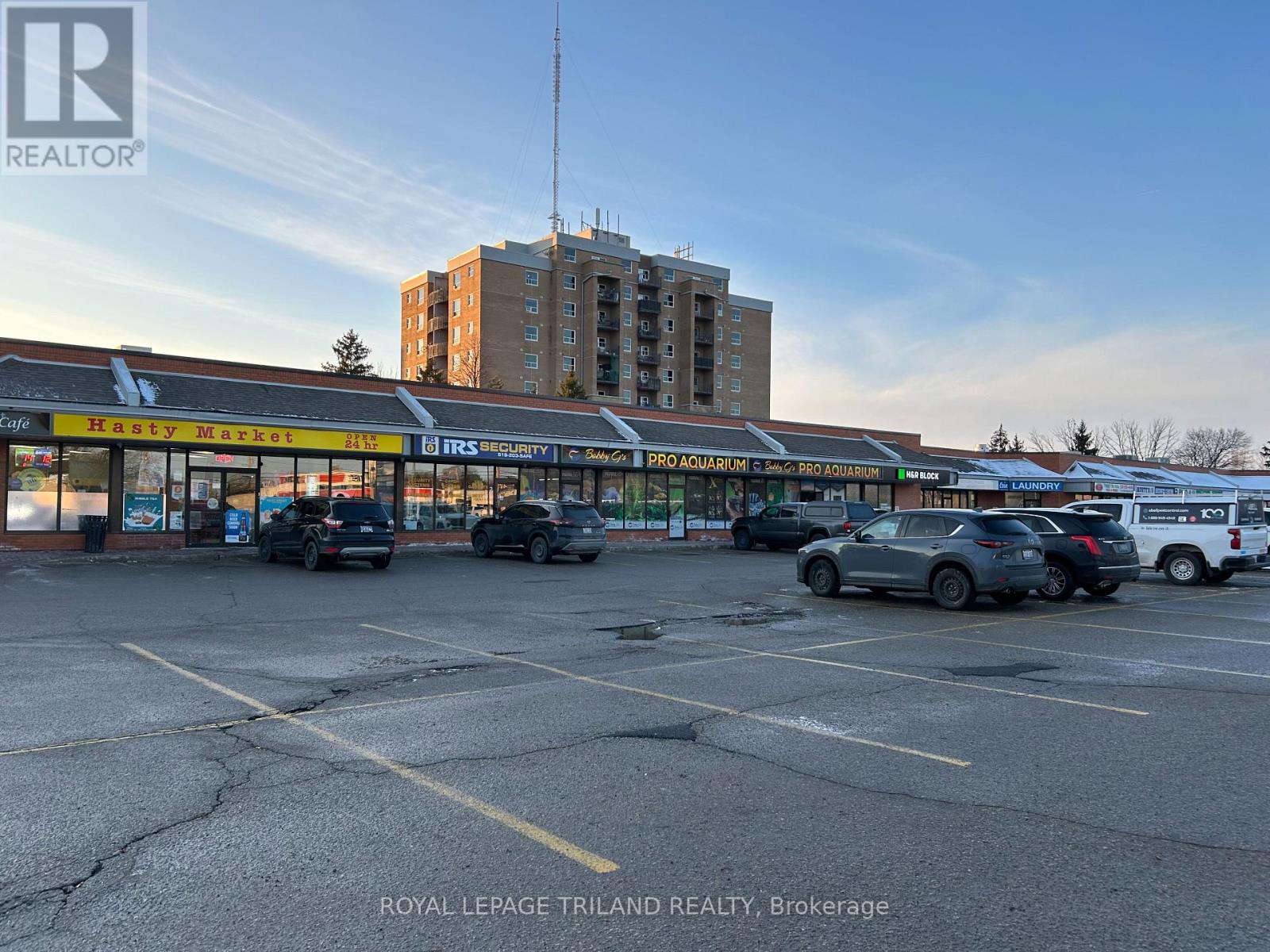 3-6 - 99 Belmont Drive, London South, Ontario  N6J 4K2 - Photo 2 - X12696786