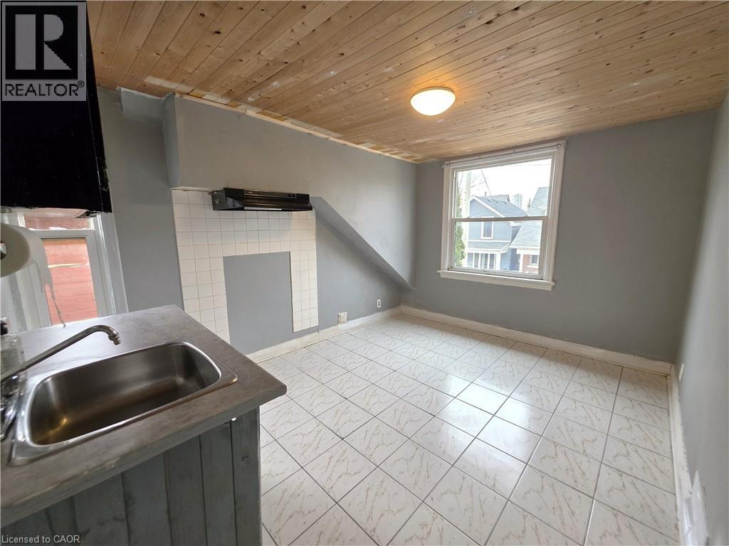 220 Emerald Street N, Hamilton, Ontario  L8L 5K8 - Photo 12 - 40798621