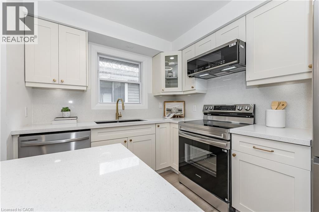 87 Lafayette Drive, St. Catharines, Ontario  L2N 6C5 - Photo 13 - 40798593