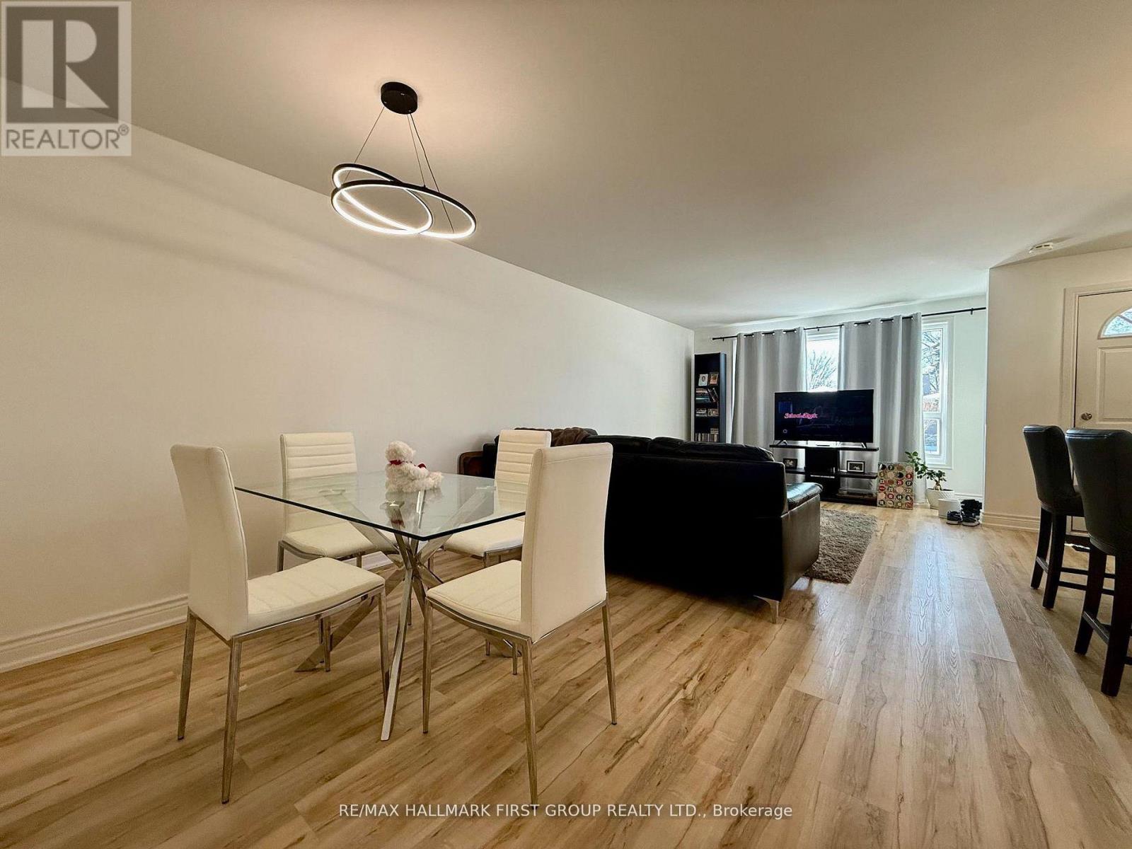 851 Bem Avenue, Pickering, Ontario  L1W 1X2 - Photo 10 - E12696600