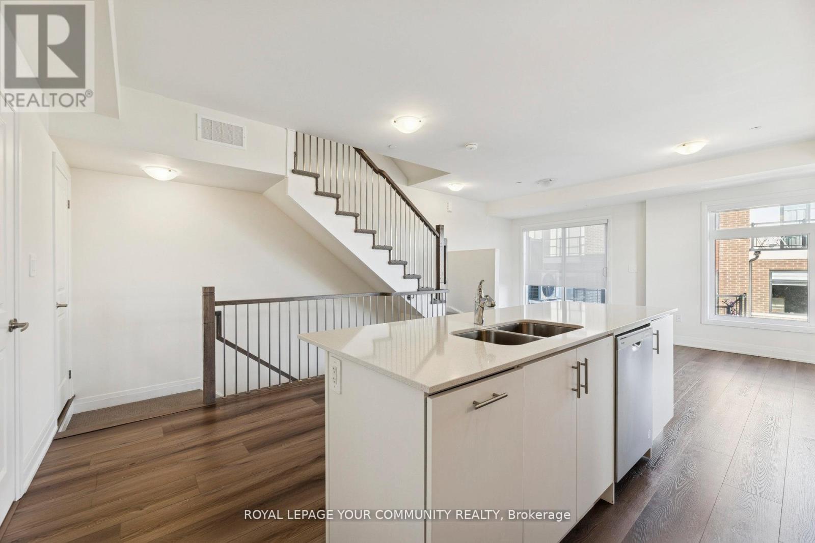 214 - 755 Omega Drive, Pickering, Ontario  L1V 0H1 - Photo 6 - E12696612