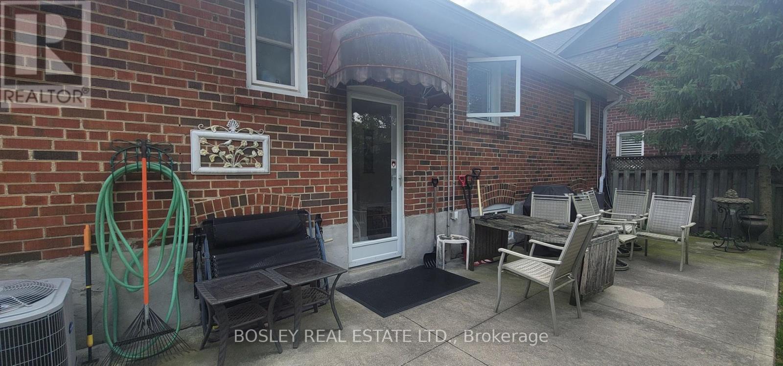 Bsmt - 6 Youngmill Drive, Toronto, Ontario  M4B 2W6 - Photo 4 - E12696736