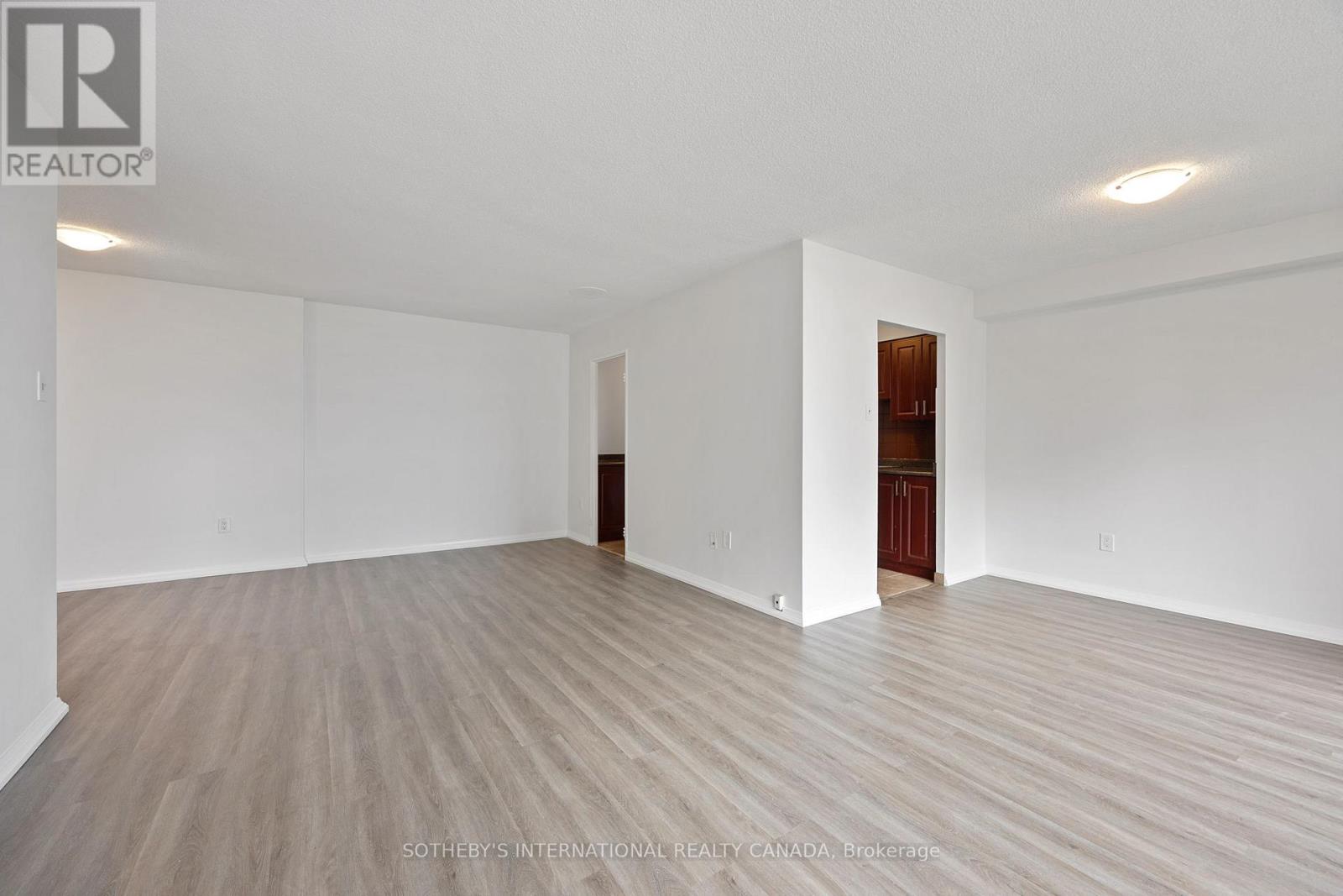 911 - 100 Prudential Drive, Toronto, Ontario  M1P 4V4 - Photo 4 - E12696772