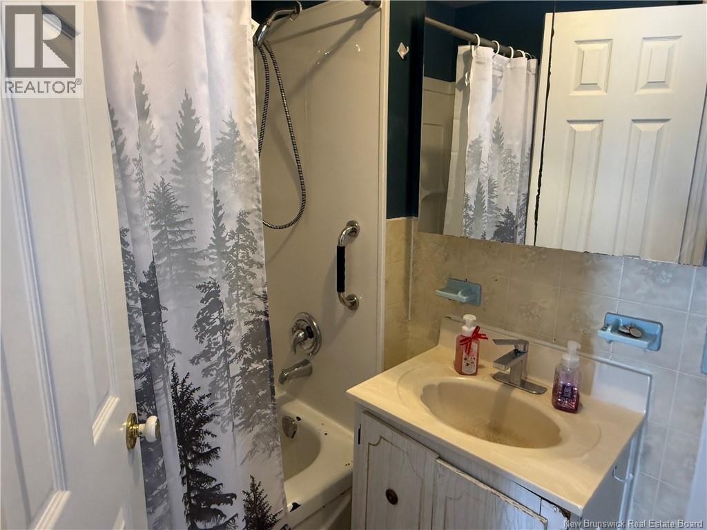 406 Sutherland Brook Road, Dsl De Drummond/dsl Of Drummond, New Brunswick  E3Y 2M6 - Photo 21 - NB131778