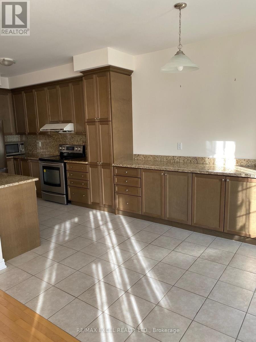 15 Duncan Road, Markham, Ontario  L6B 0T5 - Photo 9 - N12696552