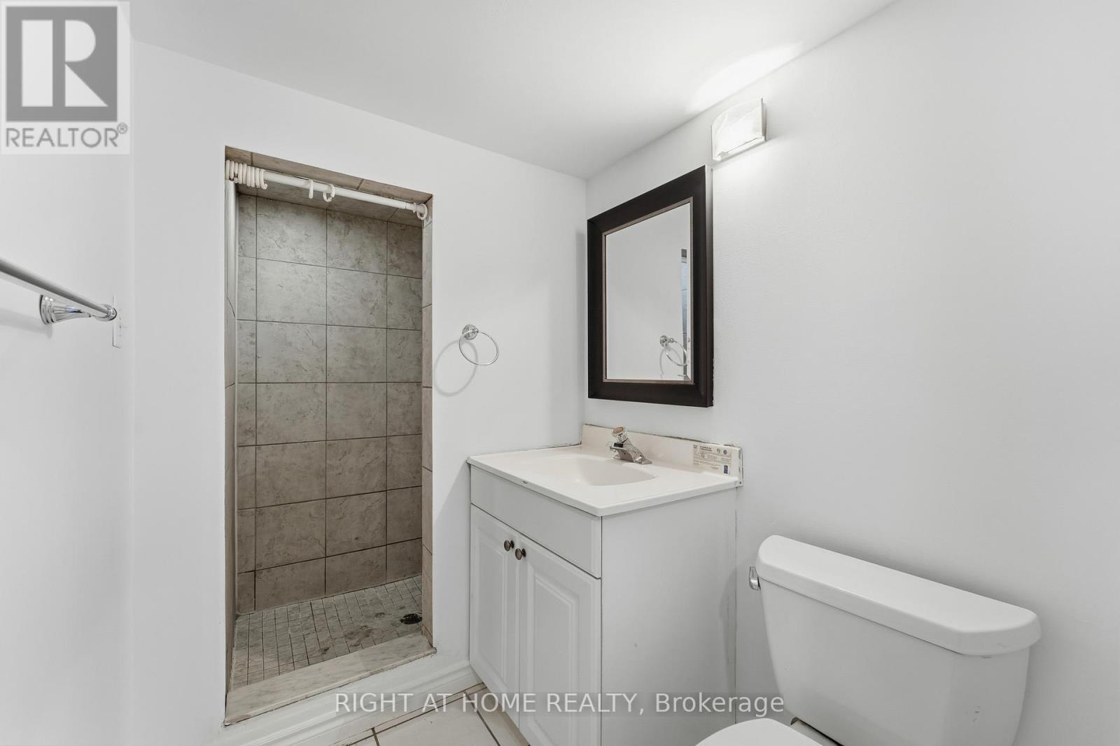 46 Fieldstone Drive, Vaughan, Ontario  L4L 9H5 - Photo 29 - N12696562