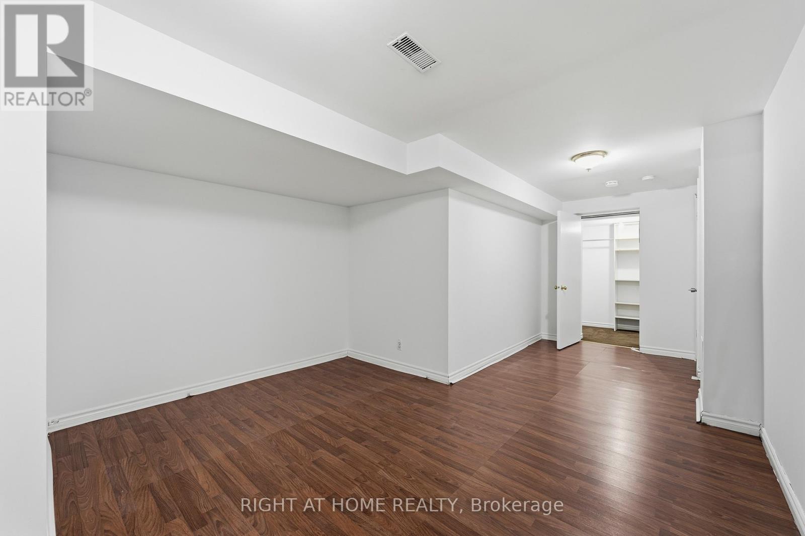 46 Fieldstone Drive, Vaughan, Ontario  L4L 9H5 - Photo 33 - N12696562