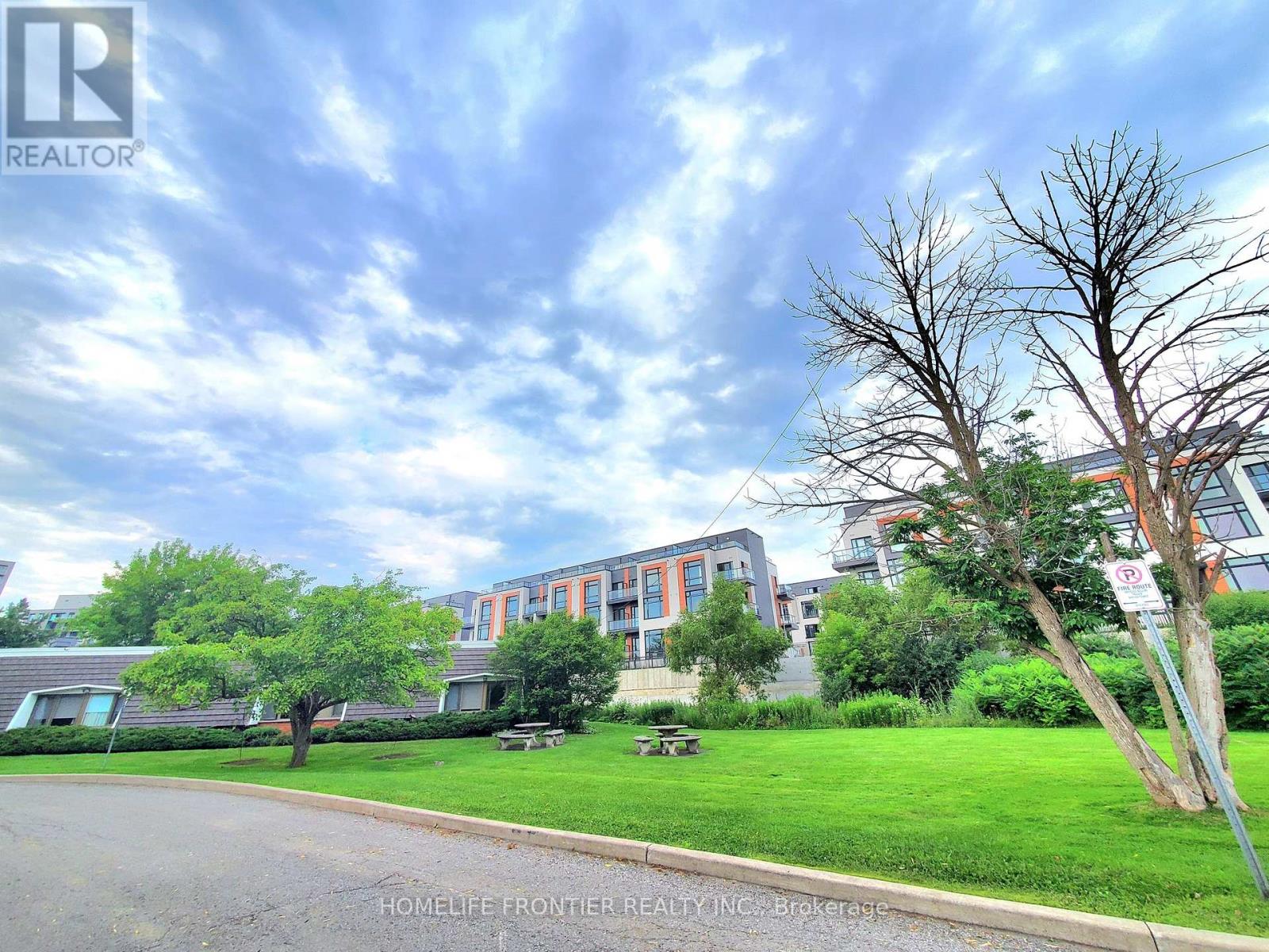 219 - 8 Steckley House Lane, Richmond Hill, Ontario  L4S 0N1 - Photo 19 - N12696584
