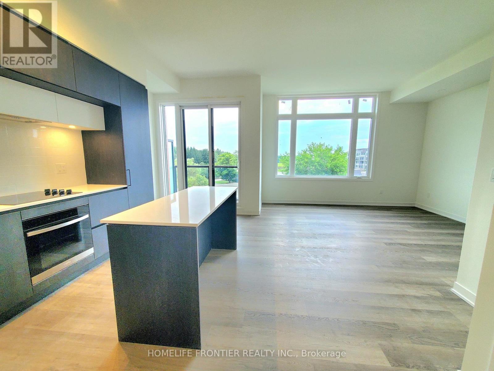 219 - 8 Steckley House Lane, Richmond Hill, Ontario  L4S 0N1 - Photo 4 - N12696584