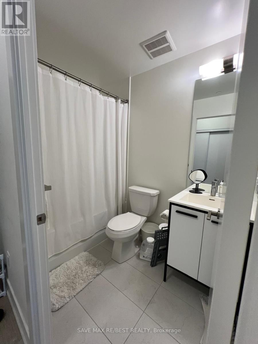 808 - 185 Deerfield Road, Newmarket, Ontario  L3Y 0G7 - Photo 16 - N12696594