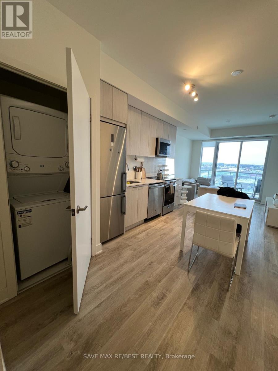 808 - 185 Deerfield Road, Newmarket, Ontario  L3Y 0G7 - Photo 8 - N12696594