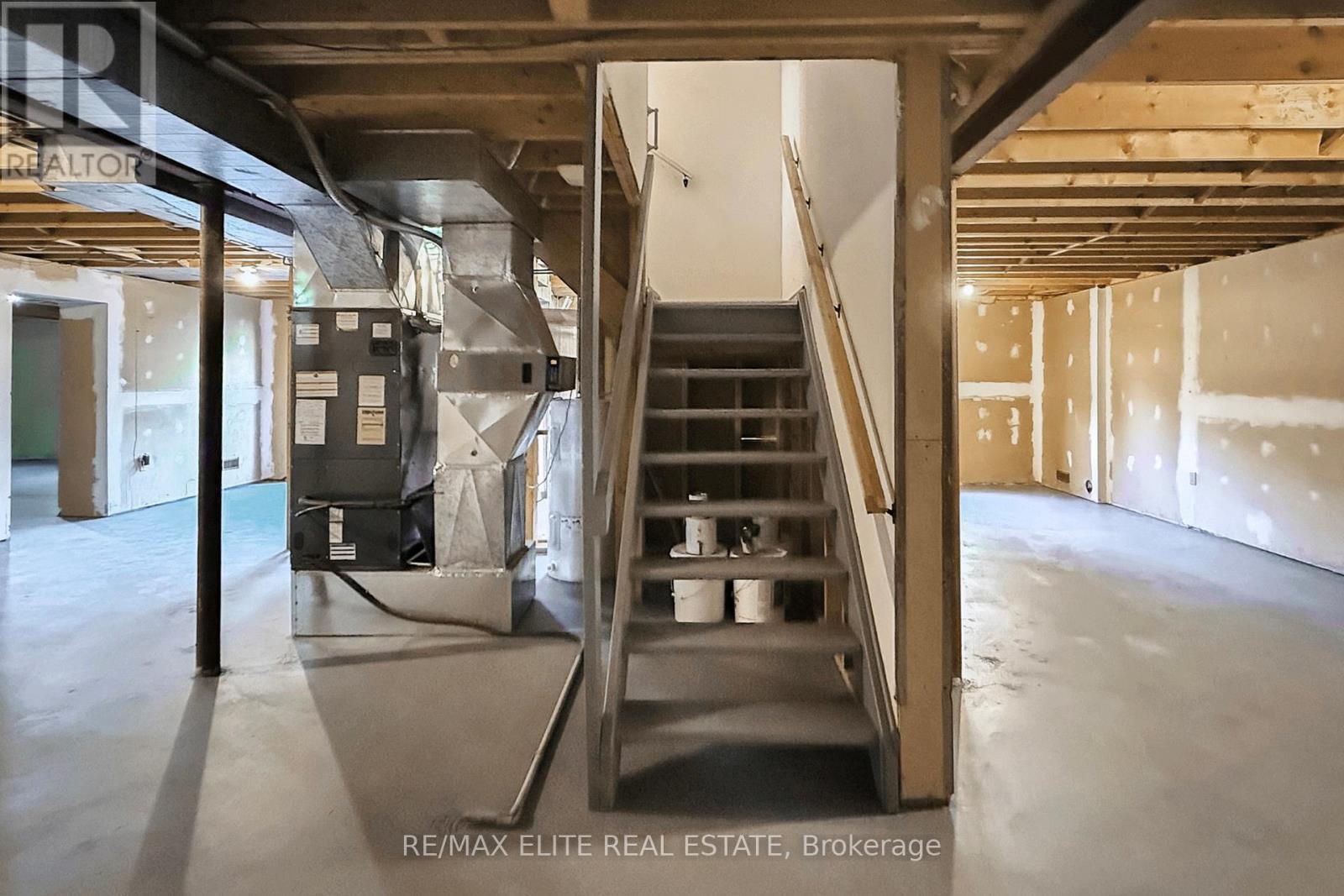 61 Beaufort Hills Road, Richmond Hill, Ontario  L4E 2N3 - Photo 39 - N12696626