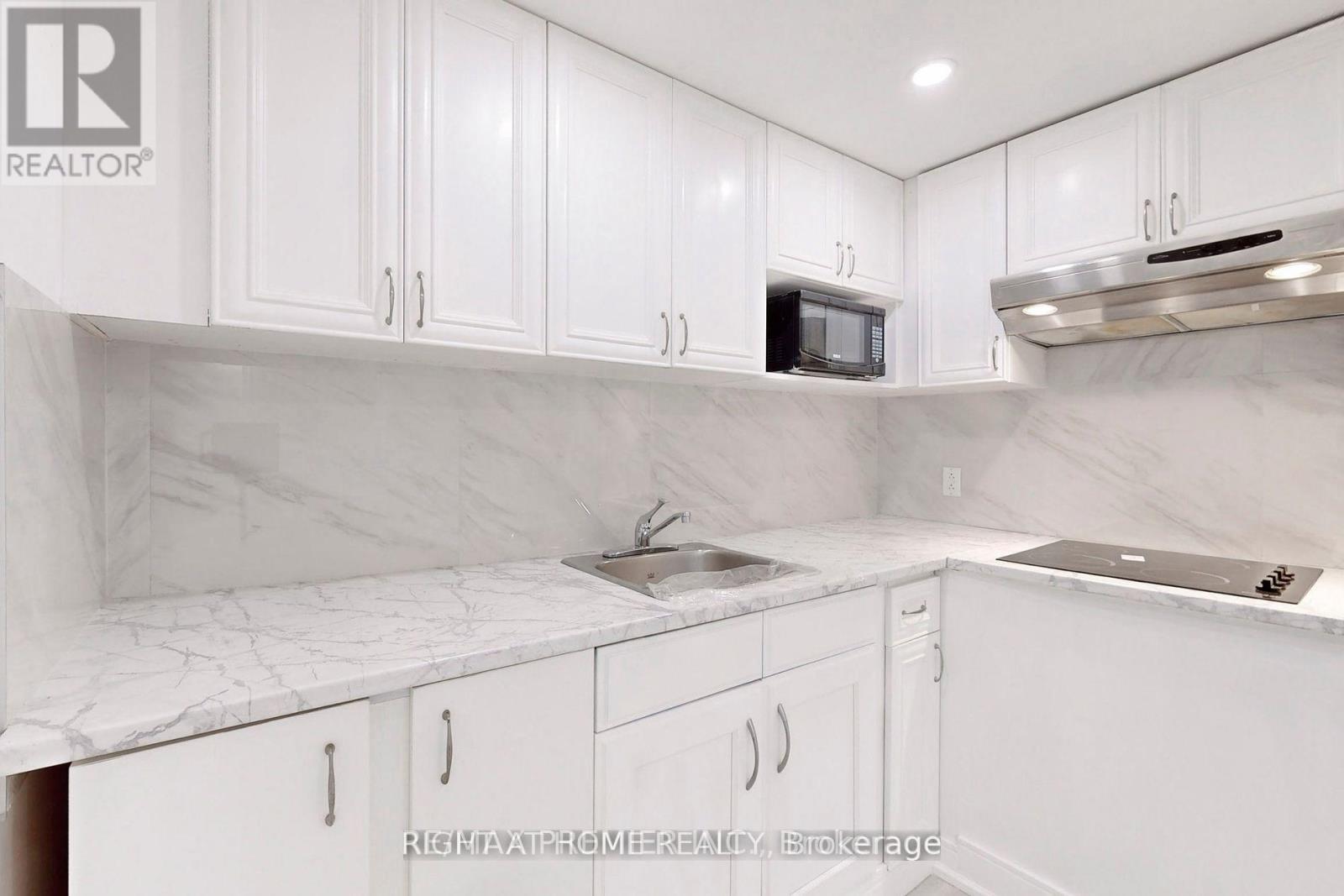 254 Andrew Street, Newmarket, Ontario  L3Y 1H2 - Photo 31 - N12696796